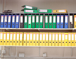 「建築現場で汚れた手で触ったり、多少乱暴に扱っても大丈夫」